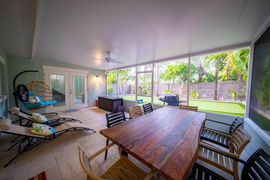 Beach House W/Putting Green/Game Rm/Rooftop Deck Cocoa Beach Exterior photo