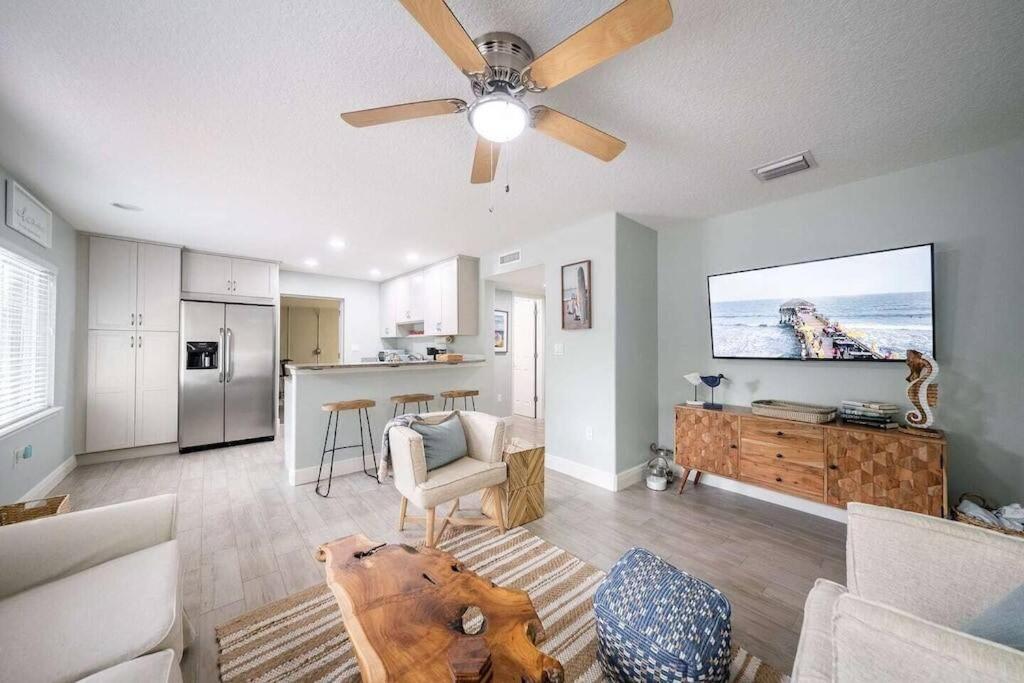 Beach House W/Putting Green/Game Rm/Rooftop Deck Cocoa Beach Exterior photo